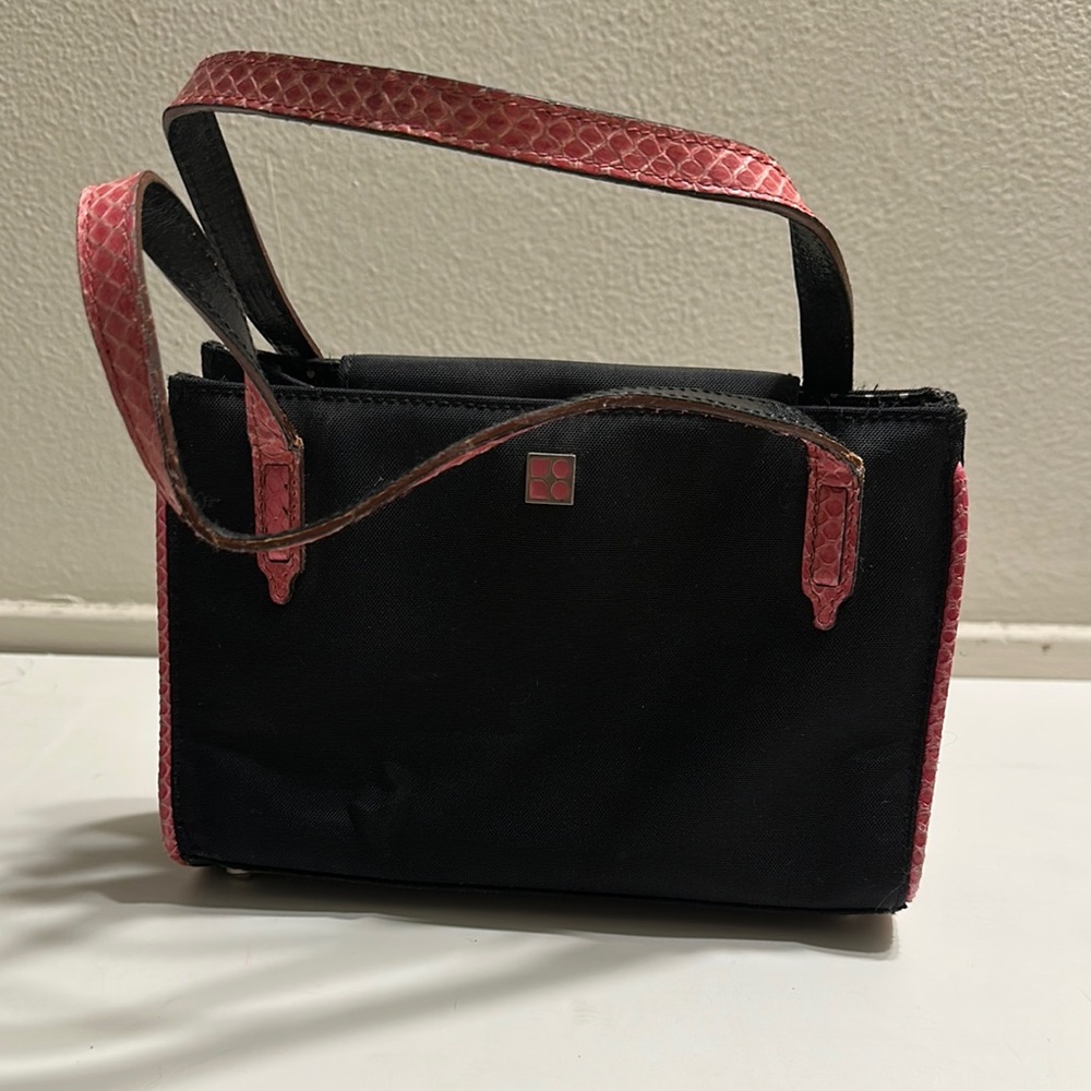 Kate Spade Black and Pink Mini Bag with Structured Design